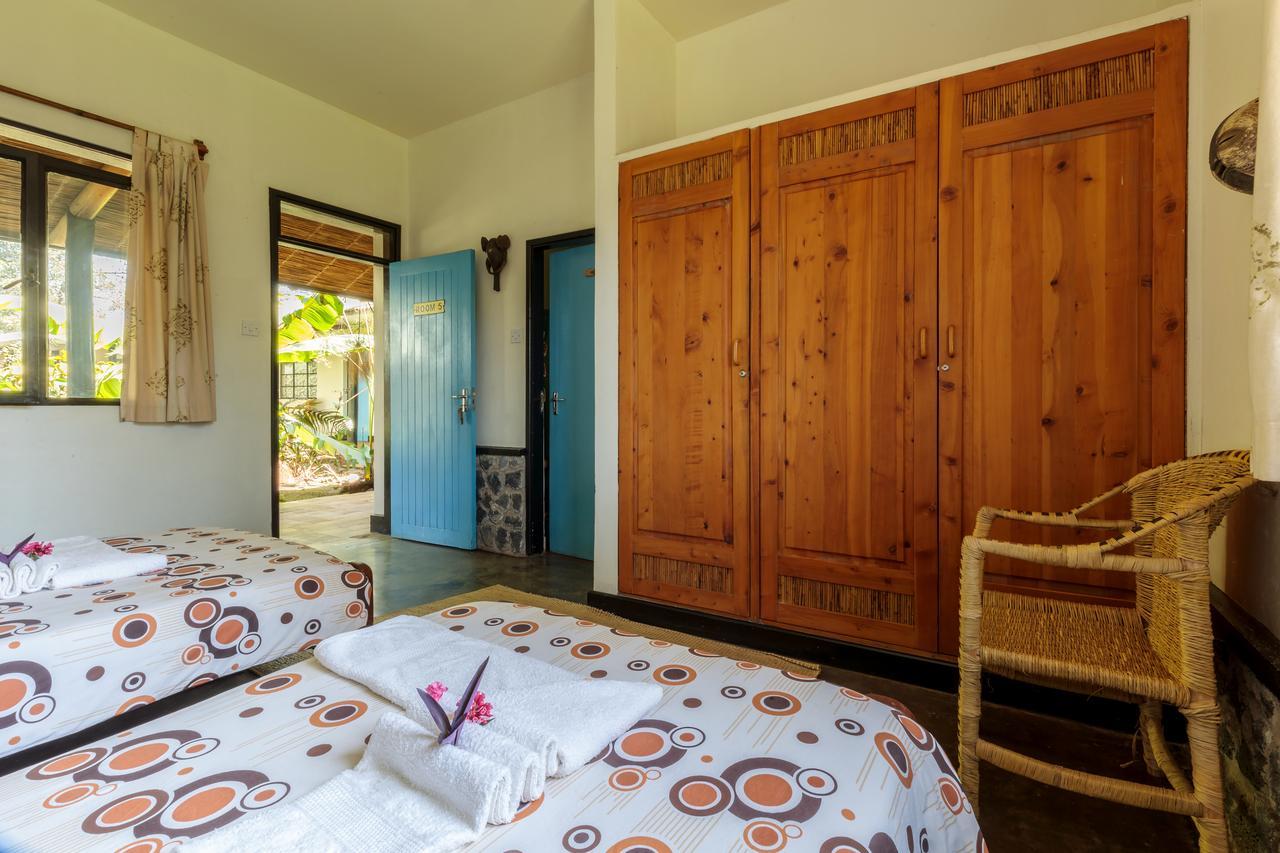 Travellers Rest Hotel Kisoro Exterior foto