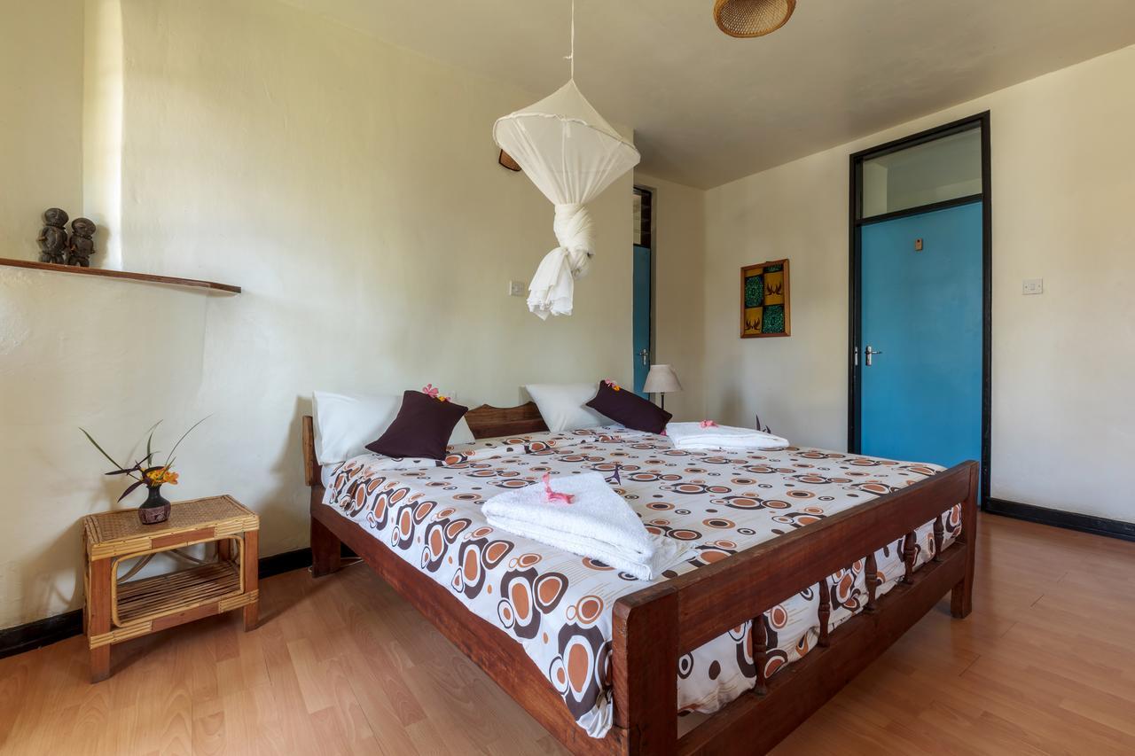 Travellers Rest Hotel Kisoro Exterior foto